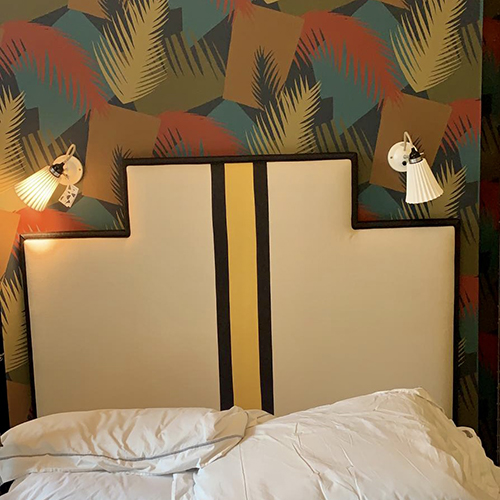 Sofa reupholstery services near london