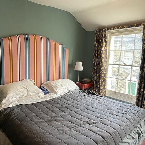 Sofa reupholstery services near london